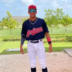 Meet your Posher, Angel luis